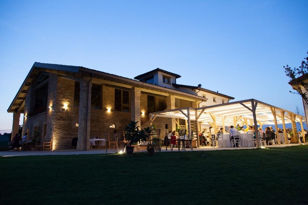 Agriturismo Alba Del Borgo Fidenza Ngoại thất bức ảnh