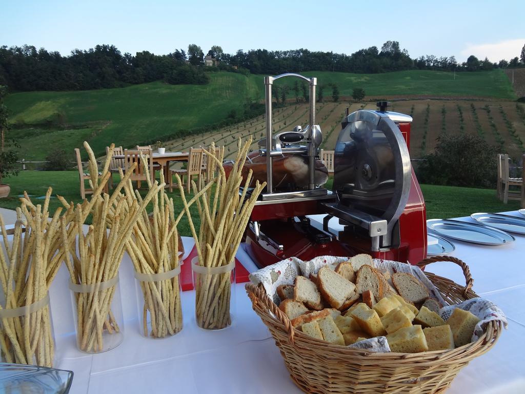 Agriturismo Alba Del Borgo Fidenza Ngoại thất bức ảnh