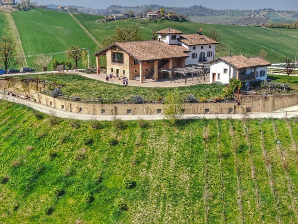 Agriturismo Alba Del Borgo Fidenza Ngoại thất bức ảnh